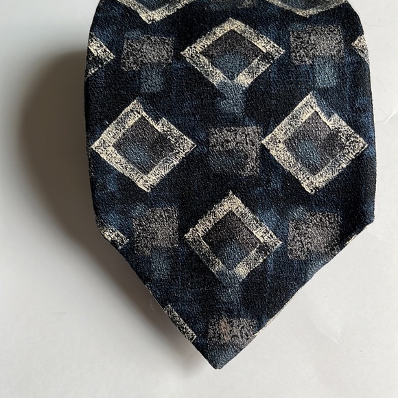 Haggar collections Pattern Tie ✝️ - Picture 8 of 13